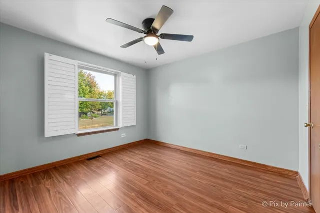 $375,000 | 2076 Longwood Court, Romeoville, IL 60446