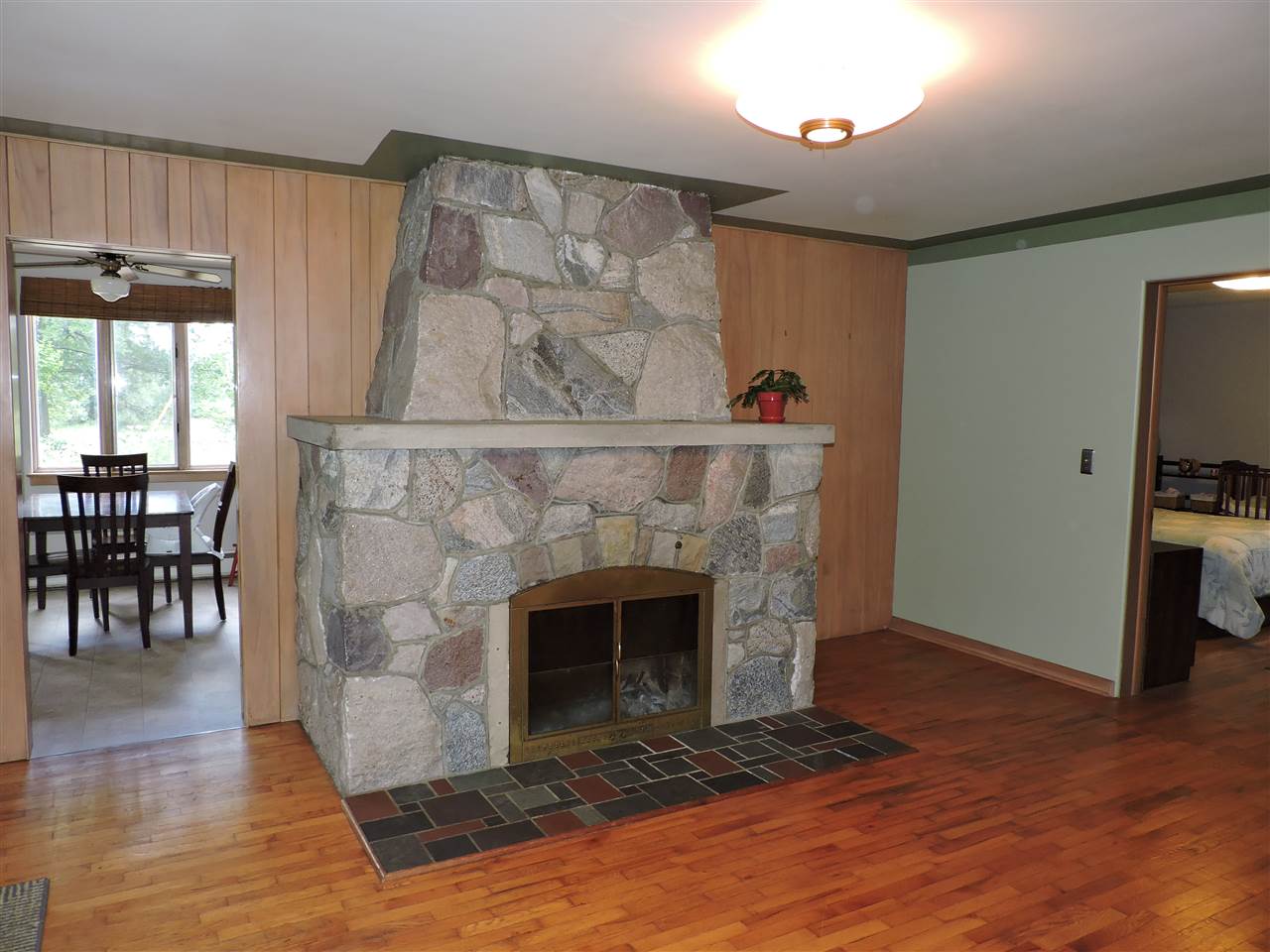 9160 South Shepherd Road Shepherd, MI 48883 - Photo 22 of 47 1820005-22.JPG