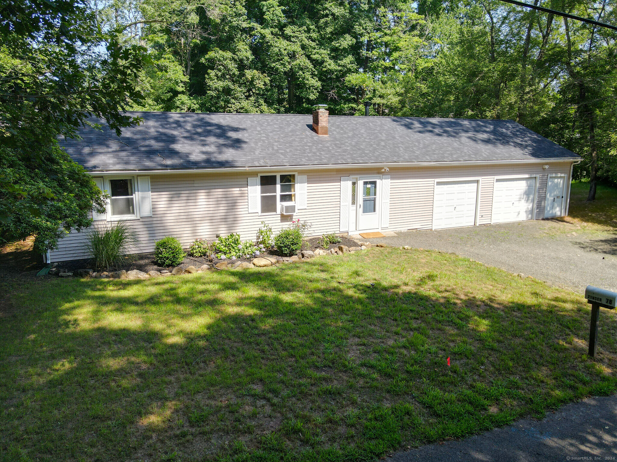 WELCOME HOME... 3 bedrooms and 2 full baths ranch style home.