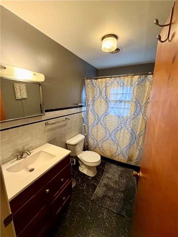 609 South Ridge Street Yates Center, KS 66783 - Photo 16 of 52