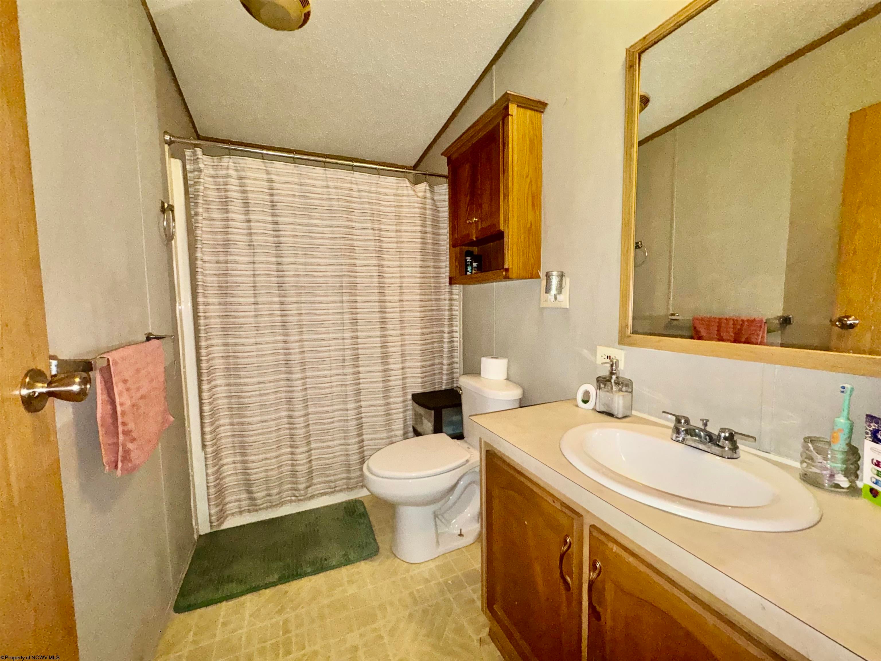 2309 Sassafras Road Weston, WV 26452 - Photo 8 of 32 Gallery Image 8