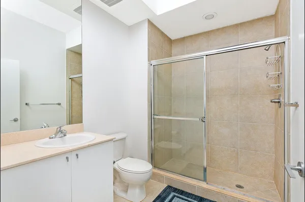 $3,750 | 1551 North Flagler Drive, Unit UPH 2 (ANNUAL OR SEASONAL), West Palm Beach, FL 33401