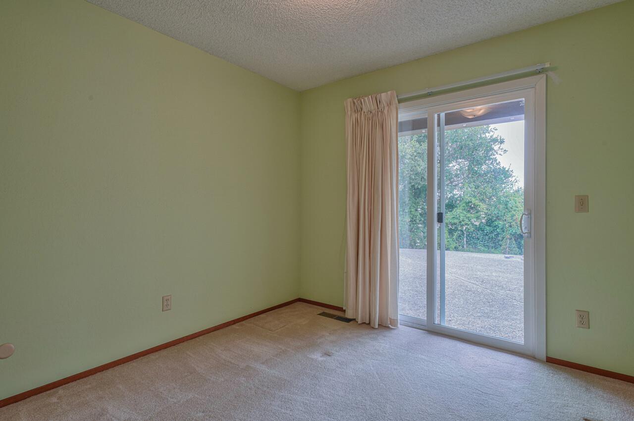9220 Canyon Oak Road Salinas, CA 93907 - Photo 23 of 32 Gallery Image 23