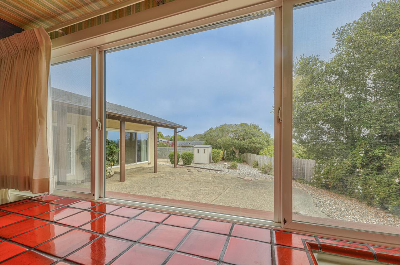 9220 Canyon Oak Road Salinas, CA 93907 - Photo 10 of 32 Gallery Image 10