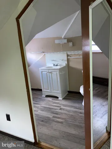 $1,000 | 110 Chester Pike, Glenolden, PA 19036