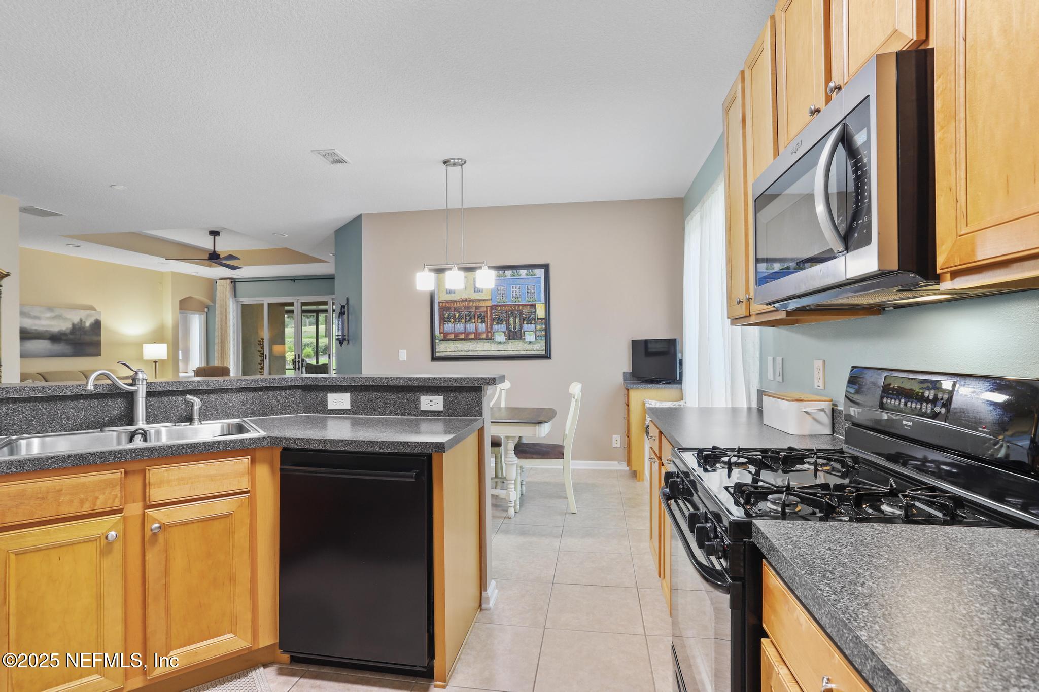 406 Ridgeway Boulevard DeLand, FL 32724 - Photo 13 of 41 IMG_4810