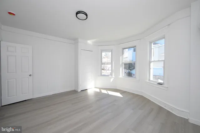 $1,800 | 1112 West Collings Avenue, Unit A, Oaklyn, NJ 08107