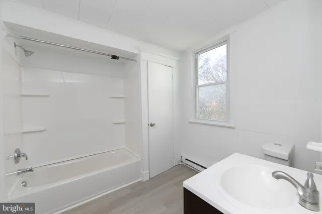 $1,800 | 1112 West Collings Avenue, Unit A, Oaklyn, NJ 08107