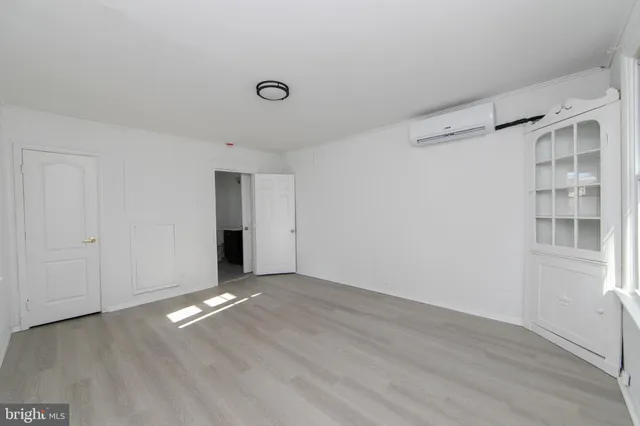 $1,800 | 1112 West Collings Avenue, Unit A, Oaklyn, NJ 08107