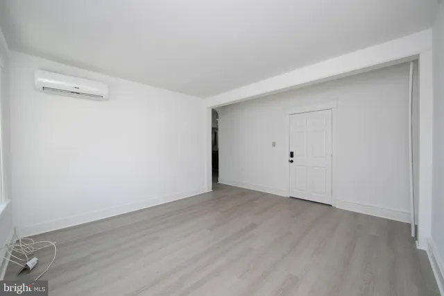 $1,800 | 1112 West Collings Avenue, Unit A, Oaklyn, NJ 08107