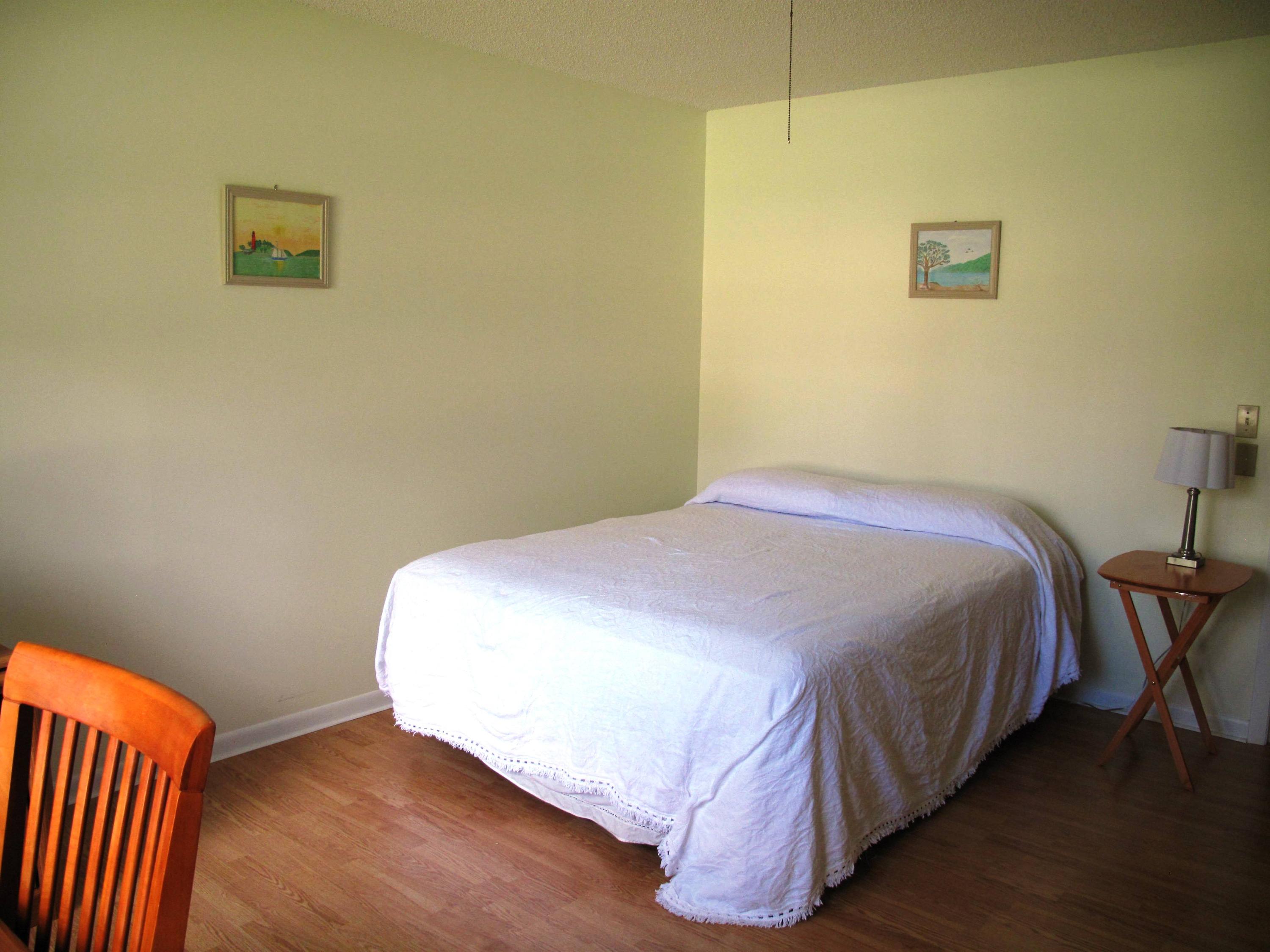 13960 Nesting Way, Unit A Delray Beach, FL 33484 - Photo 22 of 45 Guest bedroom with plenty of closet spac