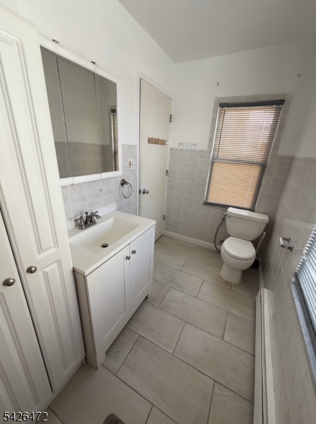 194 Jerome Place Bloomfield, NJ 07003 - Photo 8 of 17