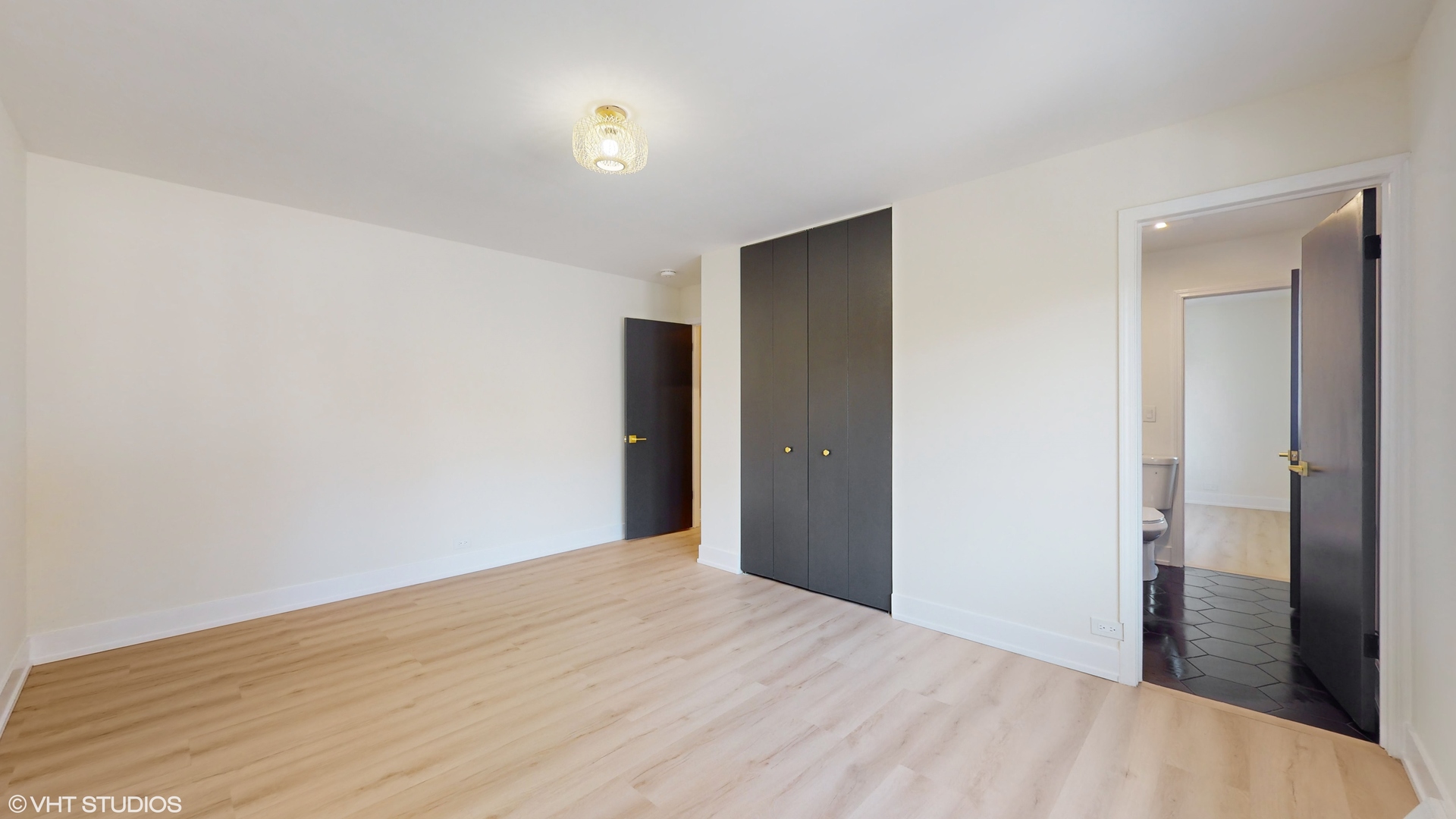 2140 Pfingsten Road Northbrook, IL 60062 - Photo 23 of 44 a view of empty room