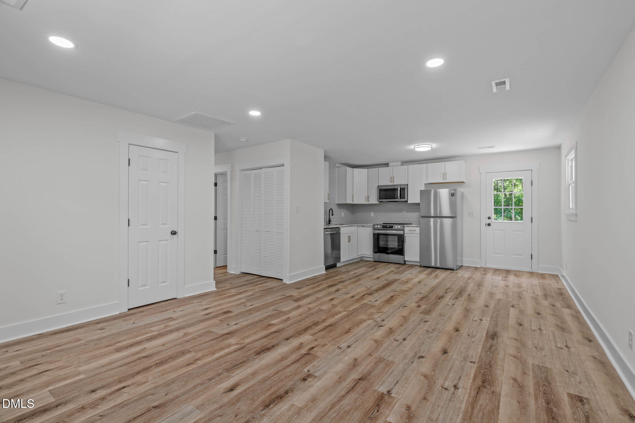 504 Tuliptree Road Hillsborough, NC 27278 - Photo 8 of 24