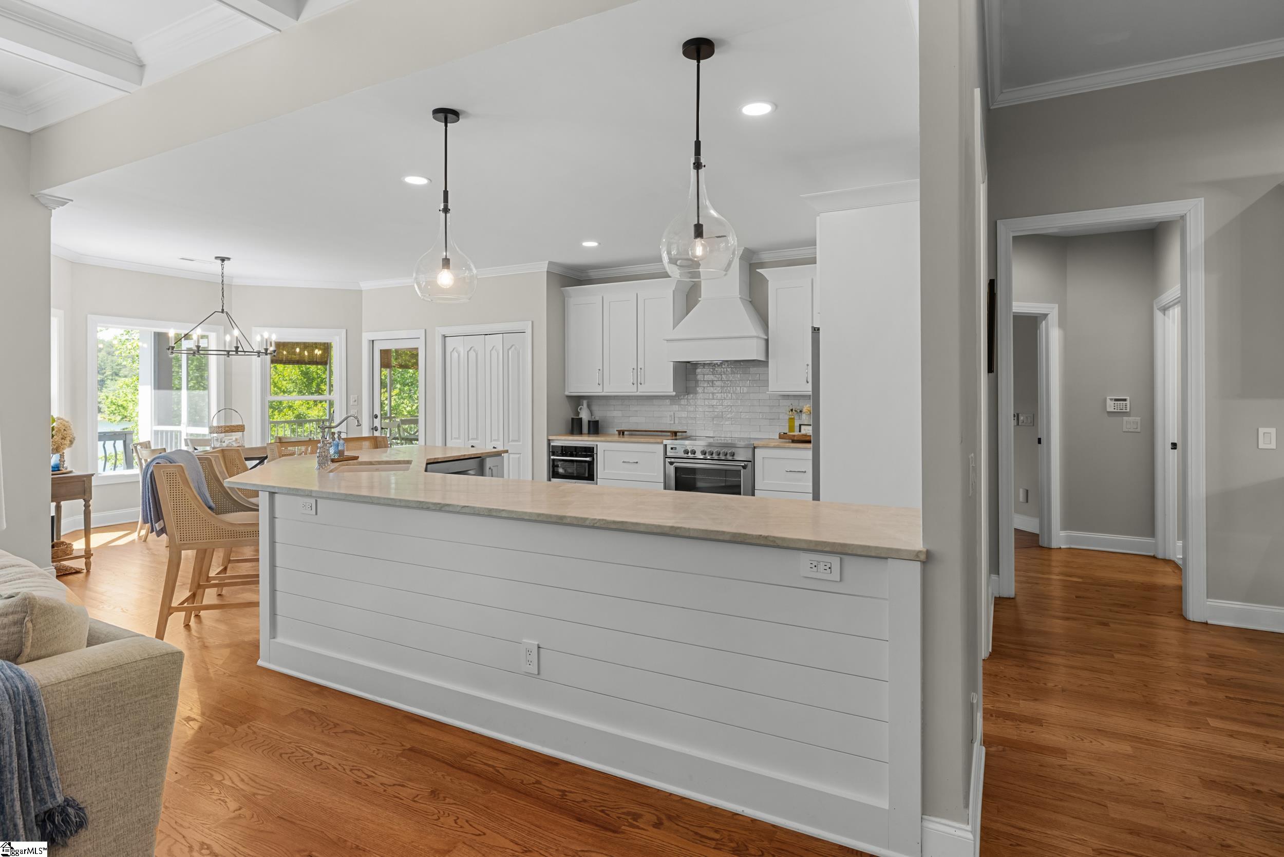 166 South Oak Pointe Drive Seneca, SC 29672 - Photo 14 of 50