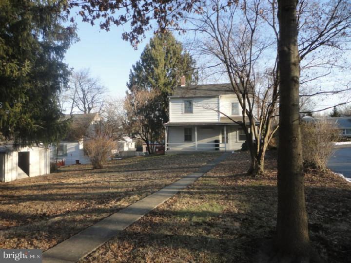 123 Walnut Street Spring City, PA 19475 - Photo 2 of 16 Exterior Back