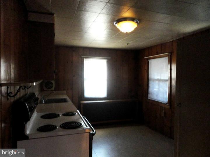 123 Walnut Street Spring City, PA 19475 - Photo 12 of 16 Kitchen