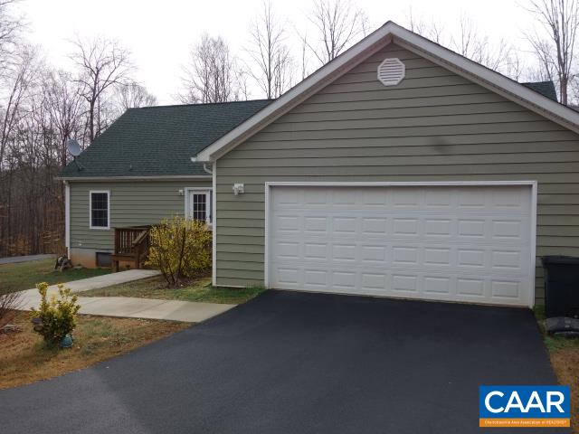 7712 Laurel Road Shipman, VA 22971 - Photo 5 of 56 Gallery Image 5