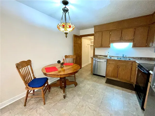 $242,000 | 331 Gaston Circle, Westminster, SC 29693