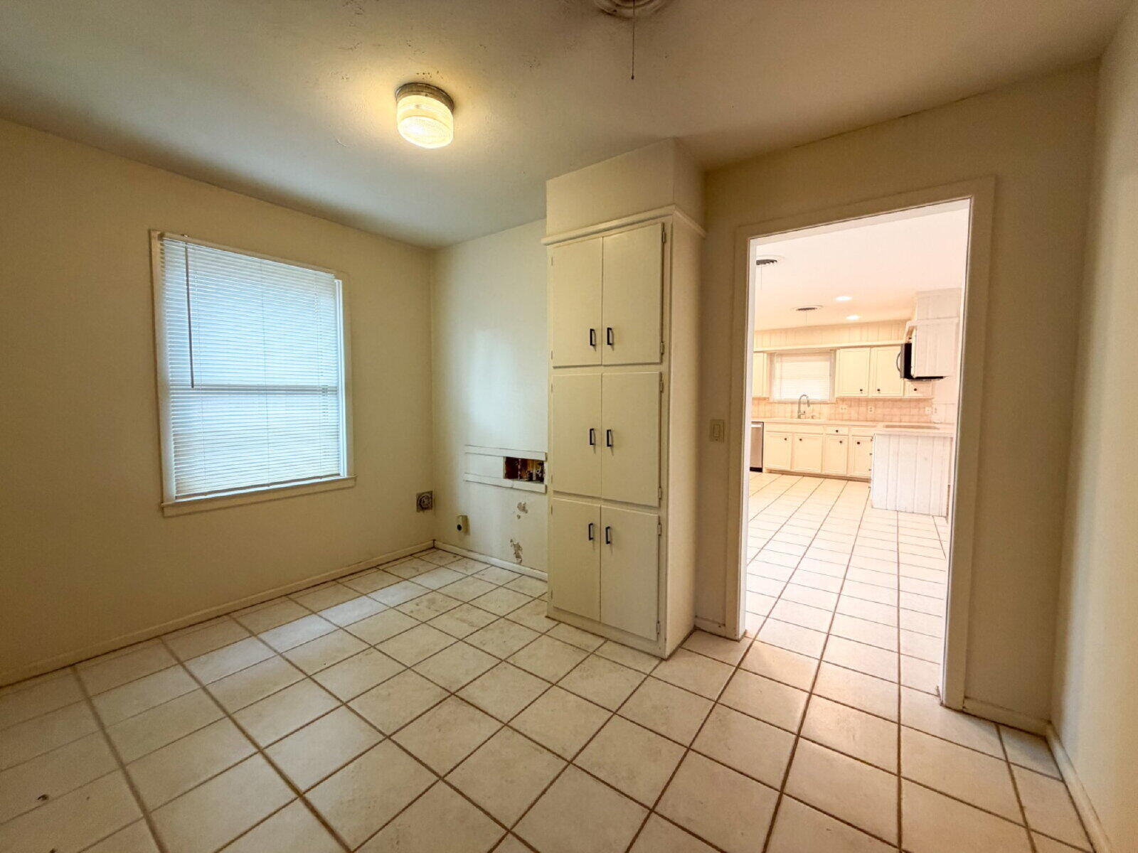 3414 57th Street Lubbock, TX 79413 - Photo 10 of 17 a view of utility room