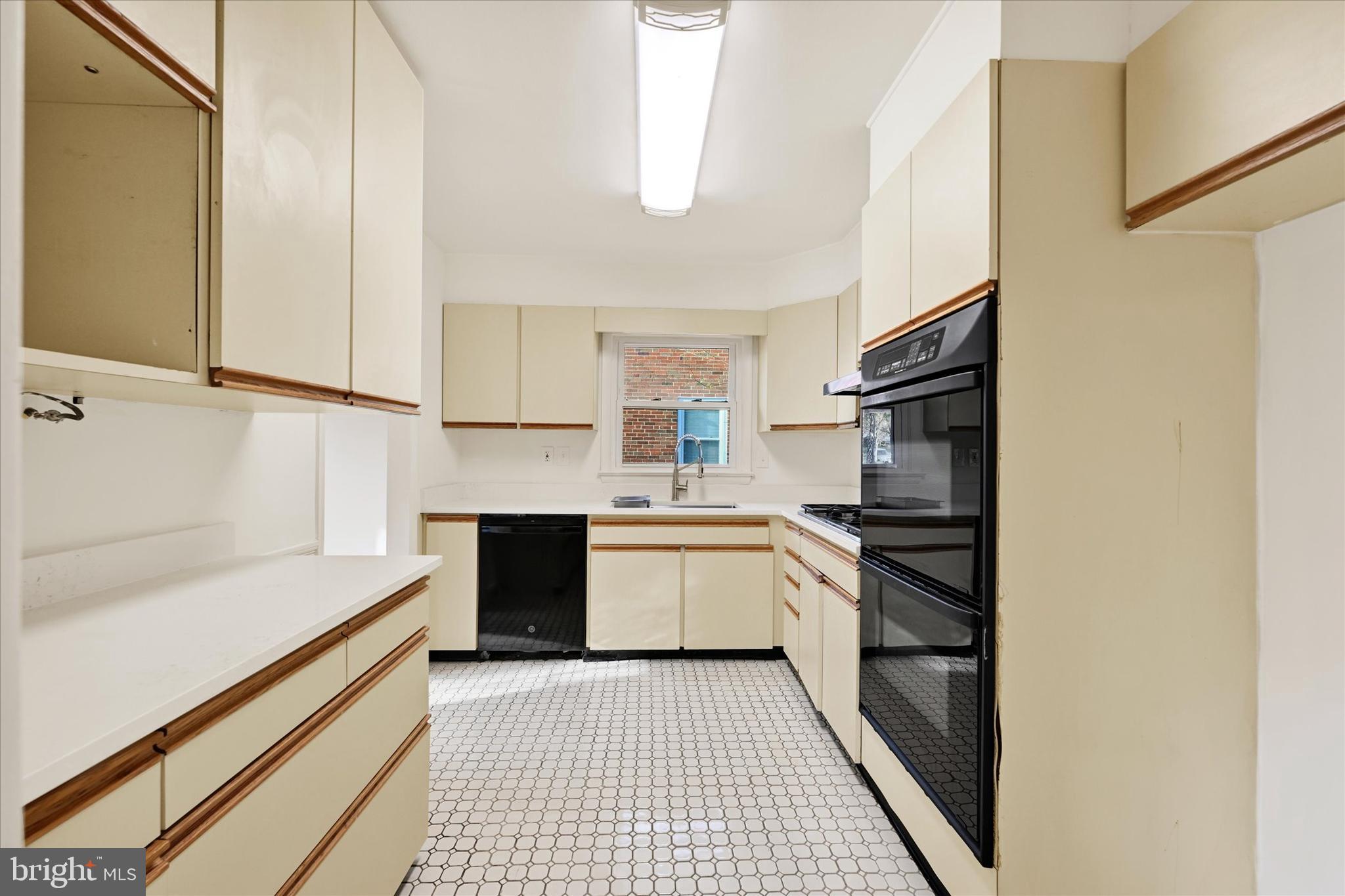 3814 Grantley Road Baltimore, MD 21215 - Photo 12 of 29