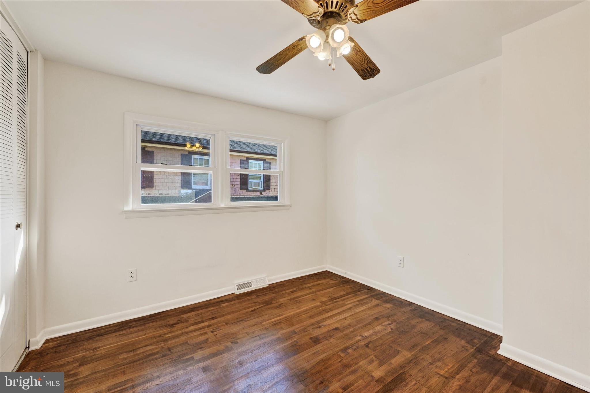 3814 Grantley Road Baltimore, MD 21215 - Photo 15 of 29