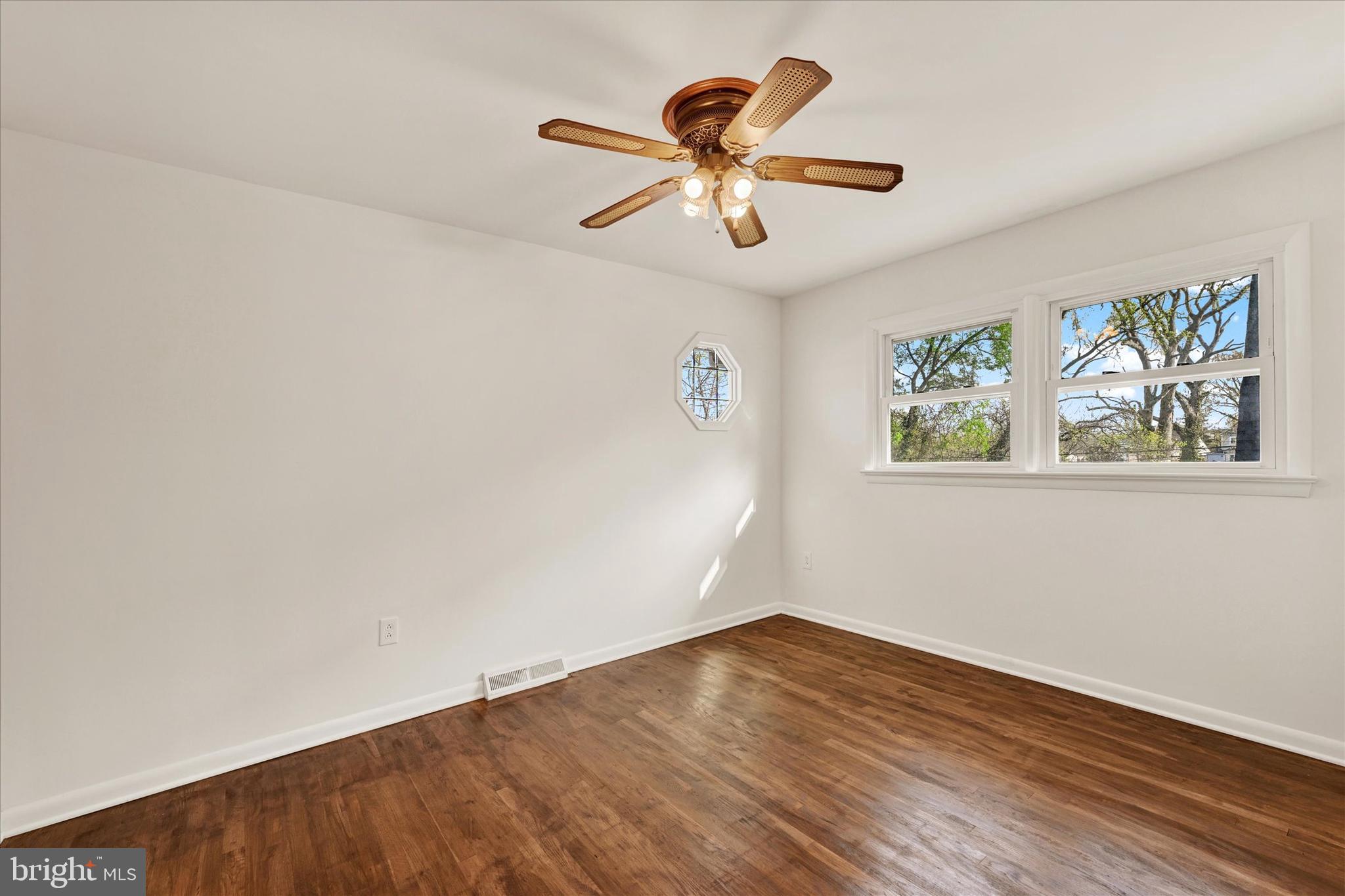 3814 Grantley Road Baltimore, MD 21215 - Photo 16 of 29