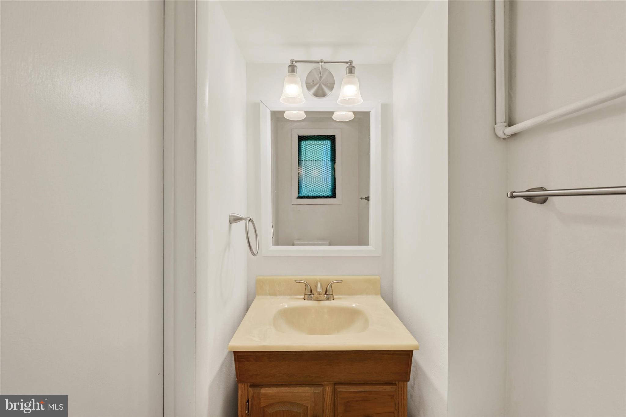 3814 Grantley Road Baltimore, MD 21215 - Photo 22 of 29