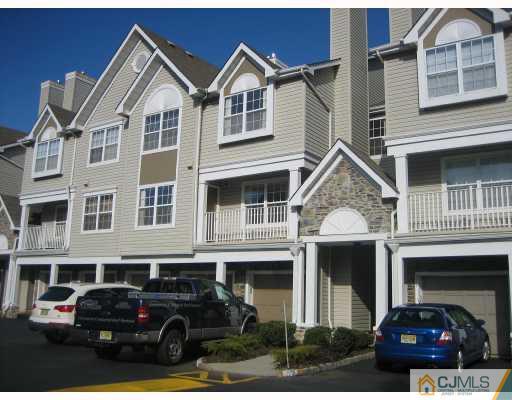 315 Prestwick Way Edison, NJ 08820 - Photo 1 of 10 Gallery Image 1