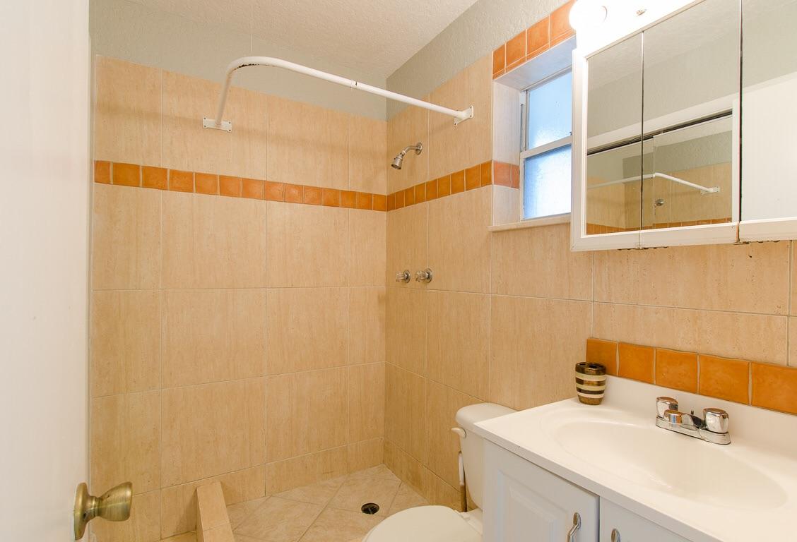 283 Southwest 2nd Street Boca Raton, FL 33432 - Photo 14 of 25 image