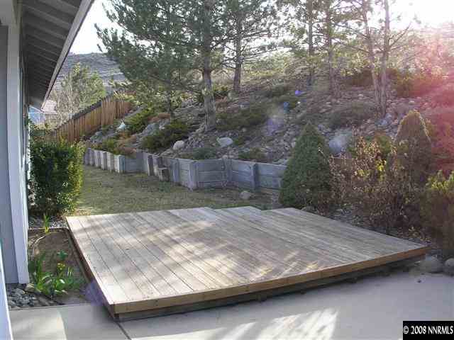 2601 Chaparral Drive Reno, NV 89509 - Photo 2 of 5 a view of backyard with green space