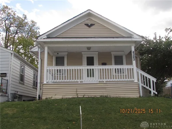 $99,900 | 4242 Pleasant View Avenue, Dayton, OH 45420
