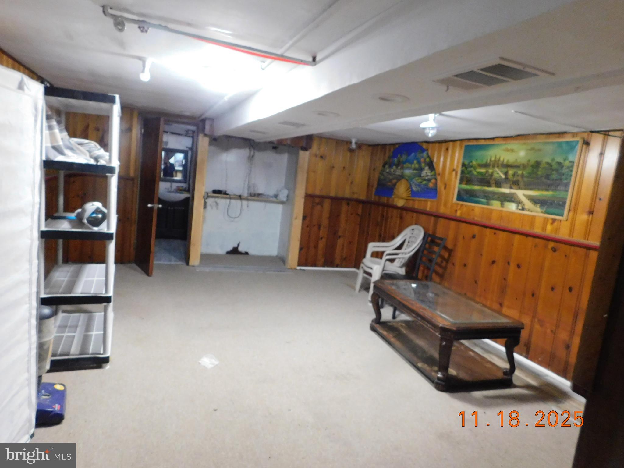 5233 Westford Road Philadelphia, PA 19120 - Photo 3 of 15