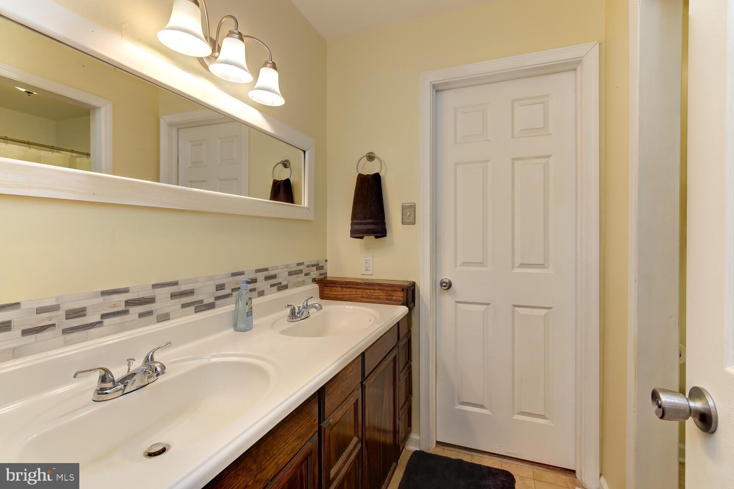 22 Stonegate Road Quakertown, PA 18951 - Photo 26 of 36 Gallery Image 26