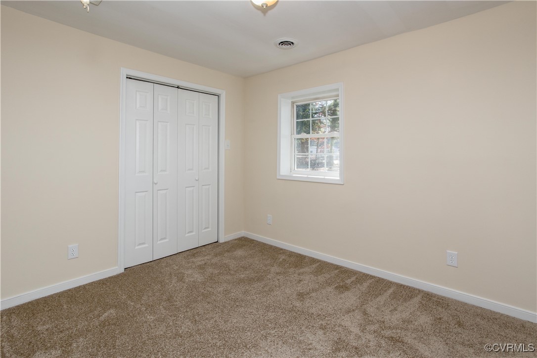 6933 Iron Bridge Road North Chesterfield, VA 23234 - Photo 13 of 20 Gallery Image 13