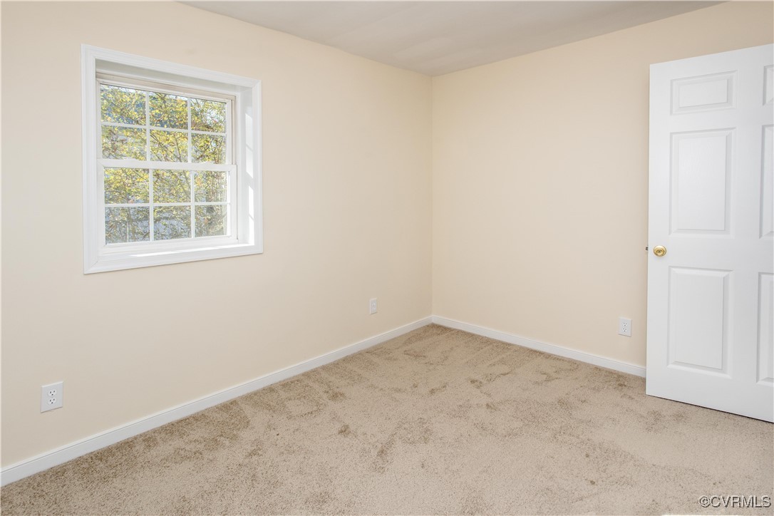 6933 Iron Bridge Road North Chesterfield, VA 23234 - Photo 14 of 20 Gallery Image 14
