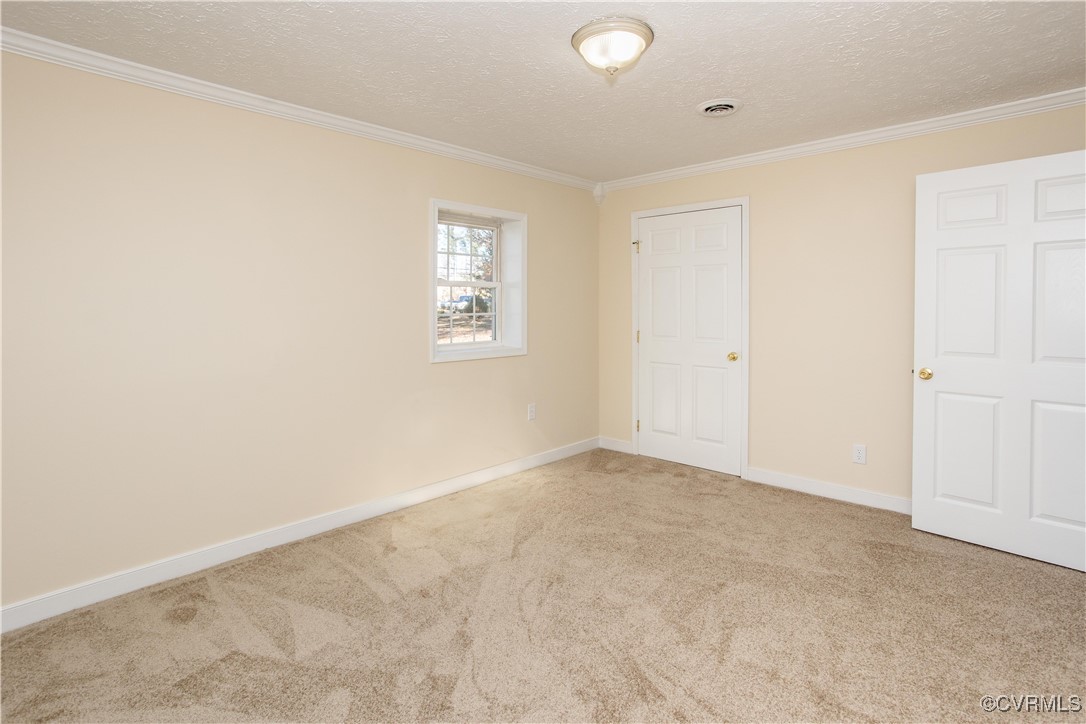 6933 Iron Bridge Road North Chesterfield, VA 23234 - Photo 9 of 20 Gallery Image 9