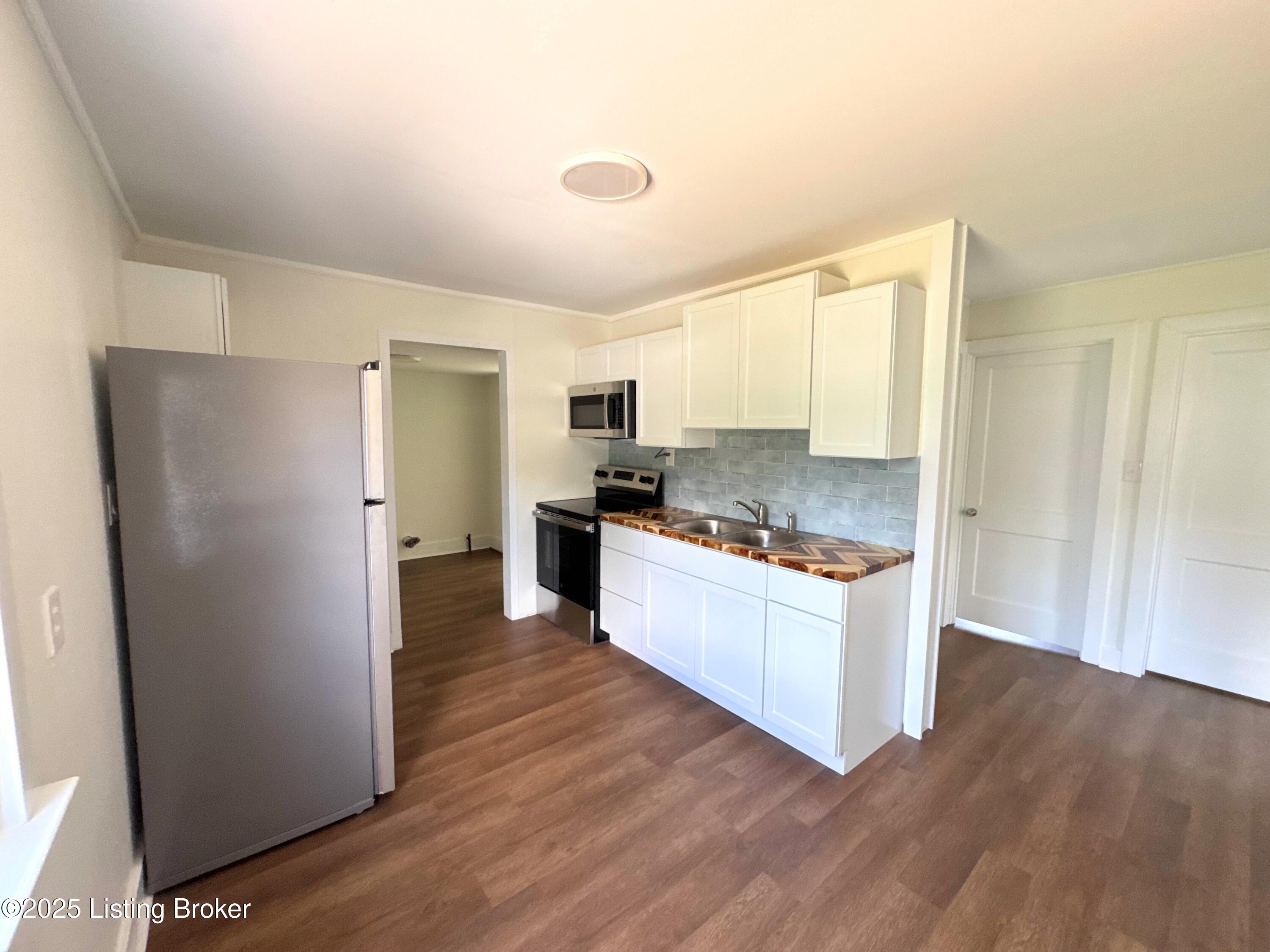 3004 Wayne Road Louisville, KY 40216 - Photo 24 of 44 541C1EA3-1FB0-4D86-9D6C-5F925C33D876