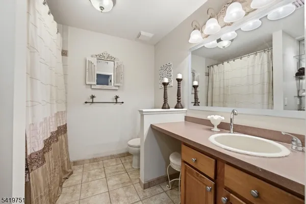 $1,350,000 | 28 Woodshire Terrace, Montville, NJ 07082