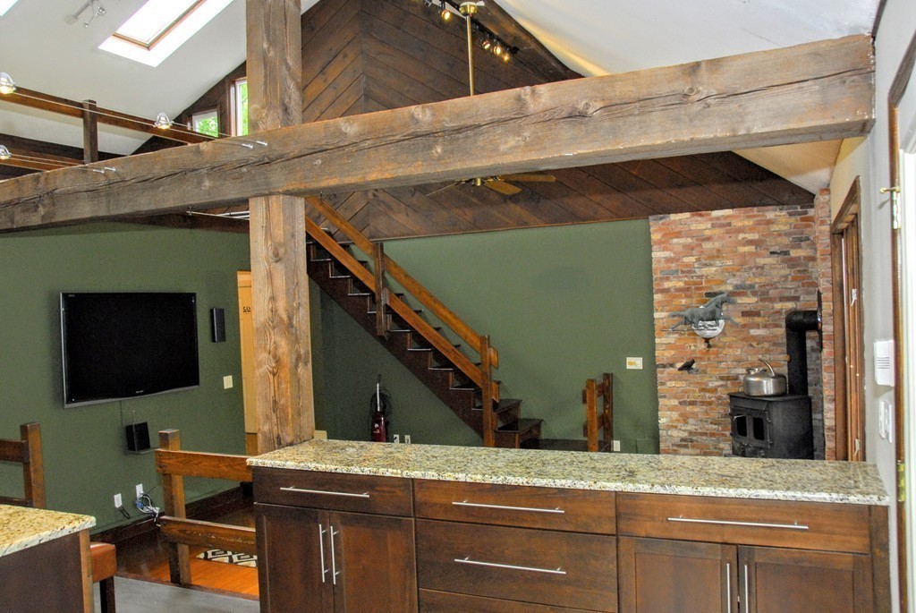 27 Whittier Road Wakefield, MA 01880 - Photo 11 of 30 Gallery Image 11