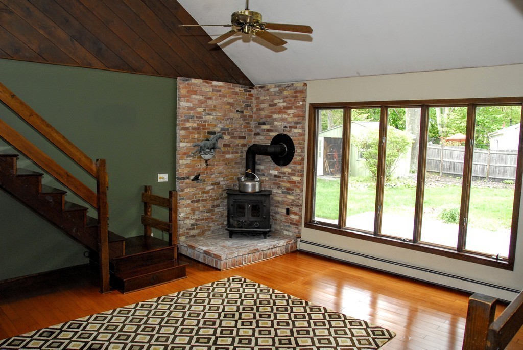 27 Whittier Road Wakefield, MA 01880 - Photo 12 of 30 Gallery Image 12