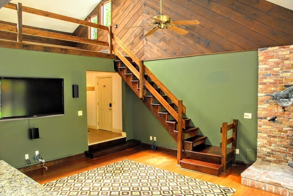 27 Whittier Road Wakefield, MA 01880 - Photo 13 of 30 Gallery Image 13