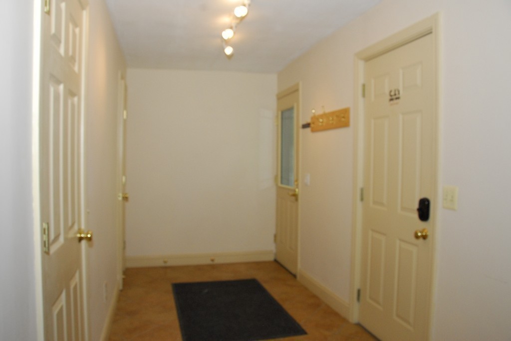27 Whittier Road Wakefield, MA 01880 - Photo 16 of 30 Gallery Image 16