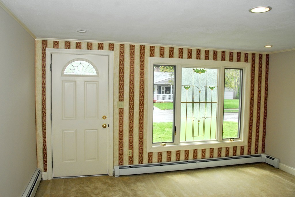 27 Whittier Road Wakefield, MA 01880 - Photo 17 of 30 Gallery Image 17