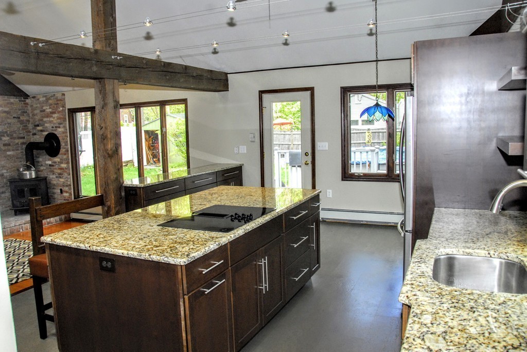 27 Whittier Road Wakefield, MA 01880 - Photo 8 of 30 Gallery Image 8