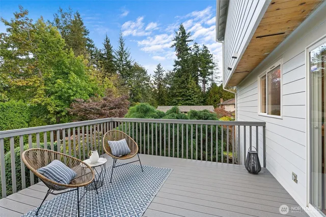 $930,000 | 2525 113th Place Southeast, Everett, WA 98208