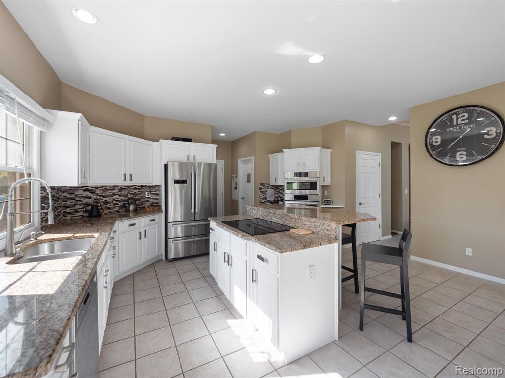 7066 Kennesaw Road Canton, MI 48187 - Photo 22 of 81