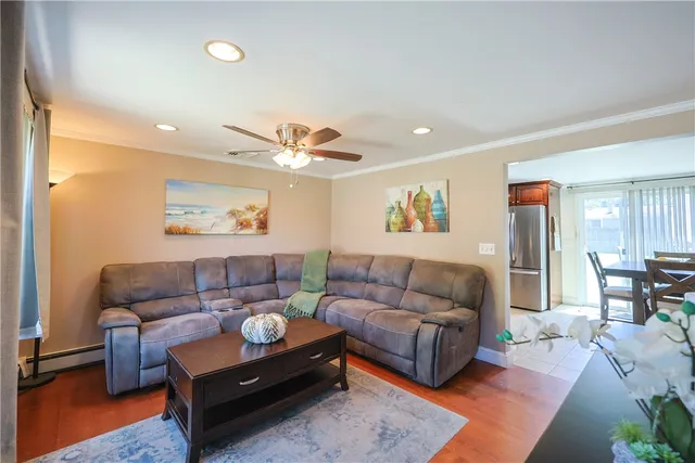 $430,000 | 6 Scott Lane, Bristol, RI 02809