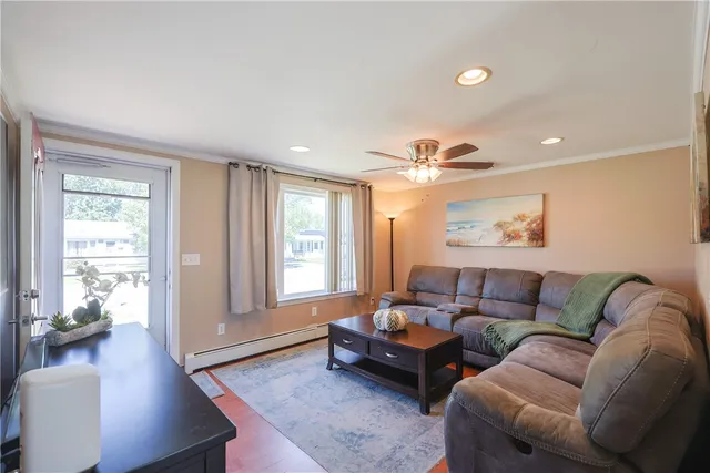 $430,000 | 6 Scott Lane, Bristol, RI 02809