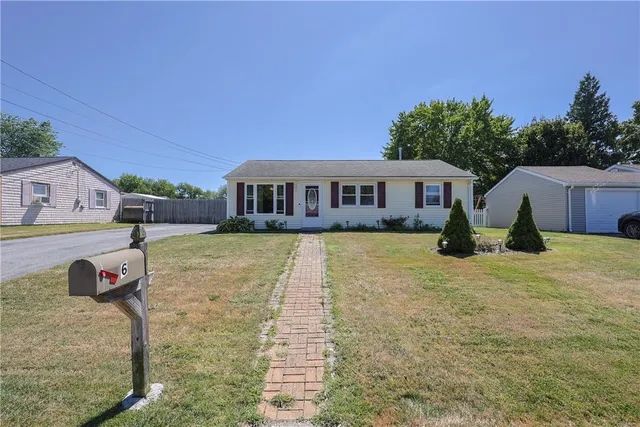 $430,000 | 6 Scott Lane, Bristol, RI 02809